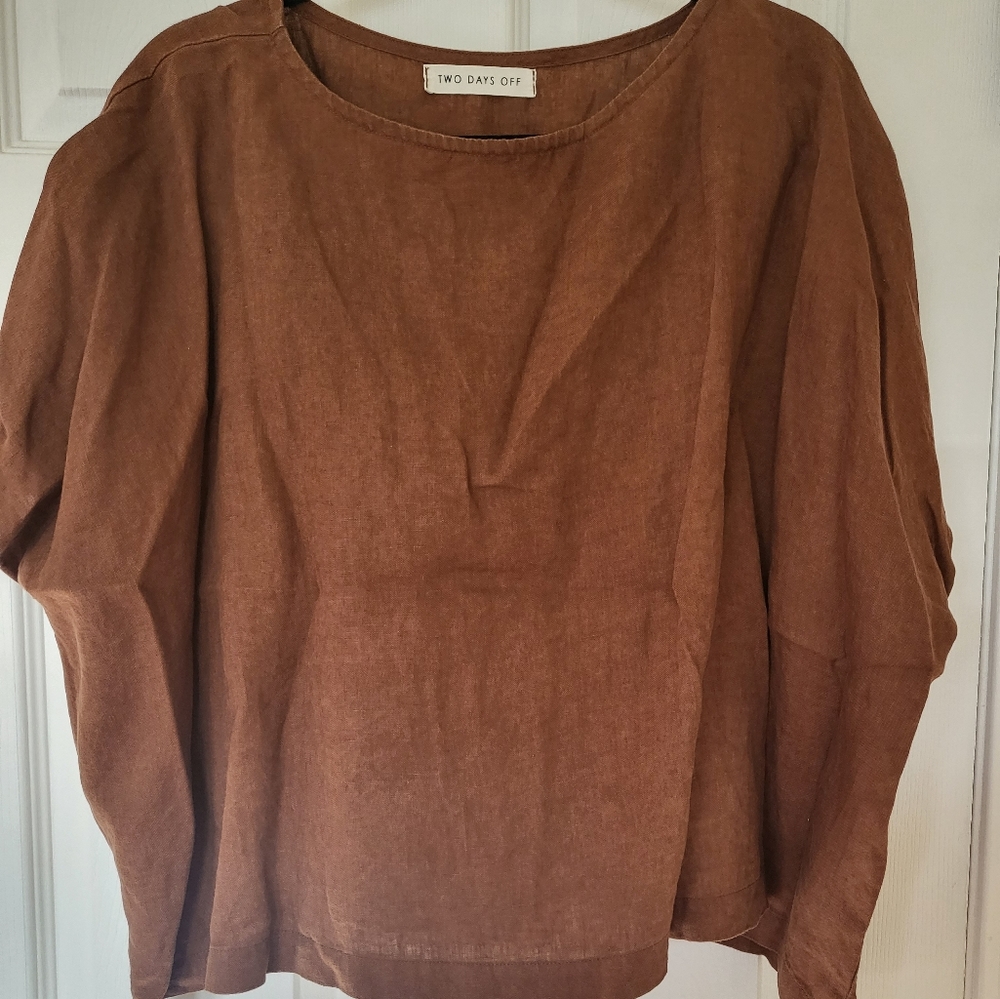 Two Days Off Olivia top in OS